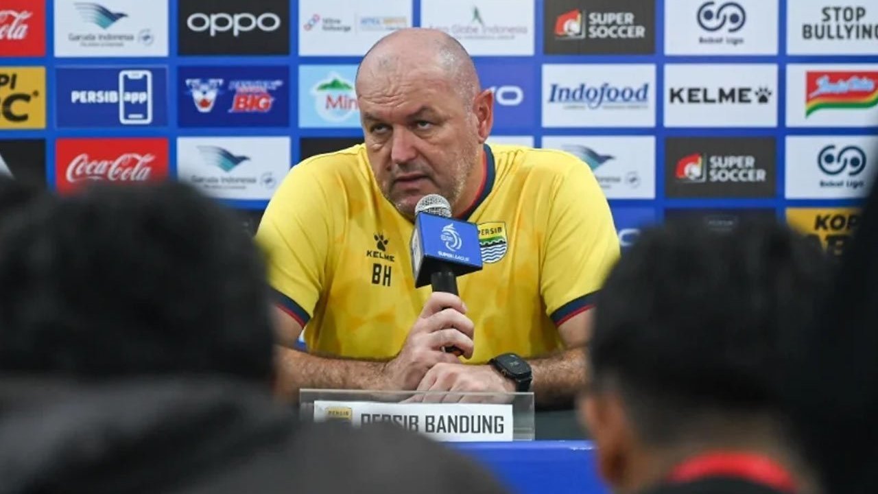 Peringatan Bojan Hodak: Persib Bandung Belum Juara!