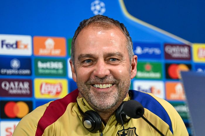 Diminta Tiru Dinasti Pep Guardiola, Begini Respons Hansi Flick