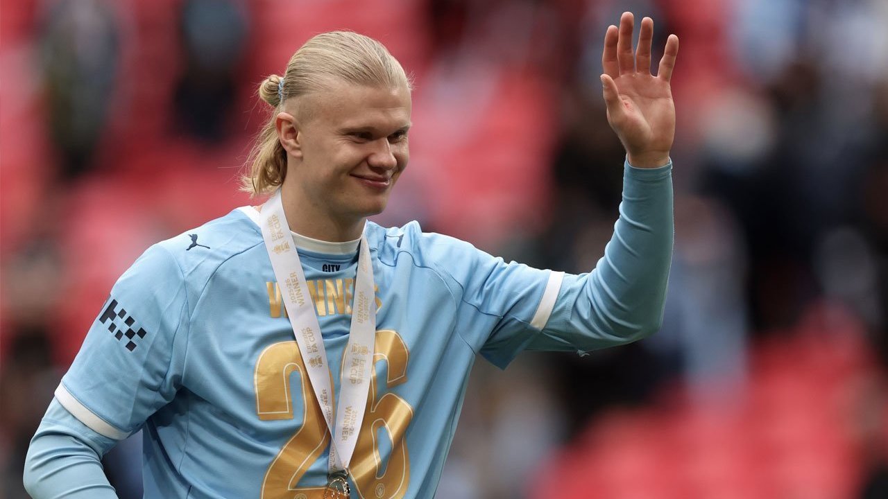 Erling Haaland Raih Sepatu Emas Premier League yang Ketiga