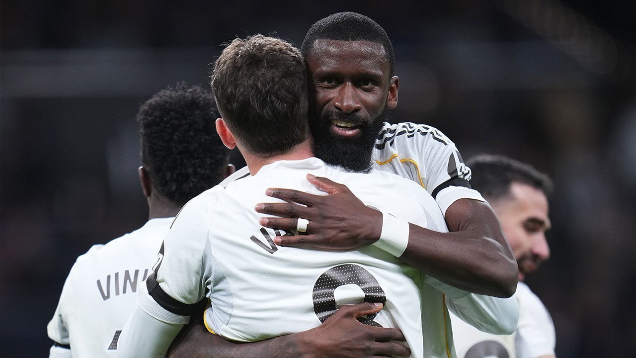 Resmi! Antonio Rudiger Perpanjang Kontrak di Real Madrid