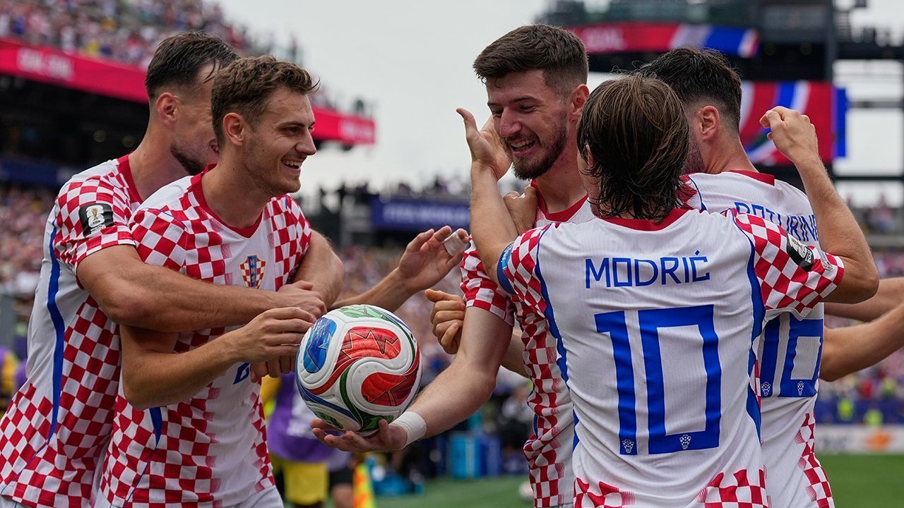 Hasil Kroasia vs Ghana: Sundulan Vlasic Antar Kroasia ke Fase Gugur