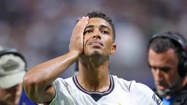 Viral Jude Bellingham Ngamuk, Pukul Kepala Pemain Muda Argentina setelah Inggris Tersingkir dari Piala Dunia 2026